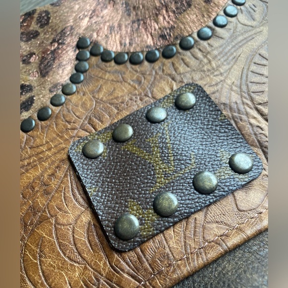 Keep It Gypsy LV western style crossbody calf hair and leather purse NWT - Picture 3 of 14